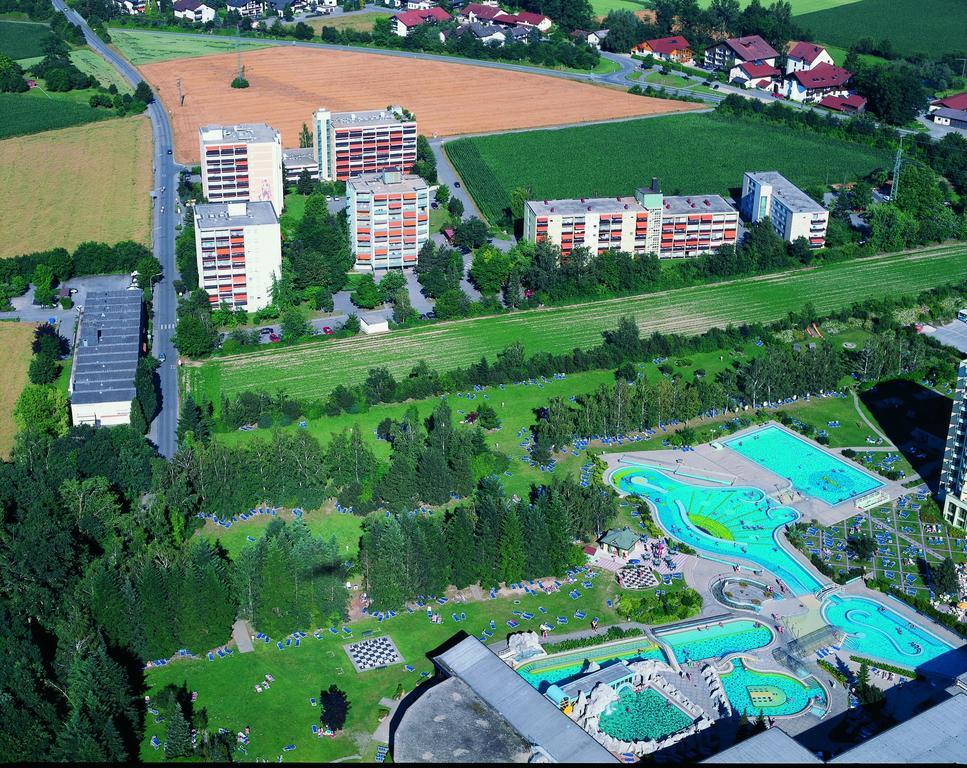 Kur- und Erholungs-Wohnanlage neben dem Johannesbad Bad Füssing Exterior foto